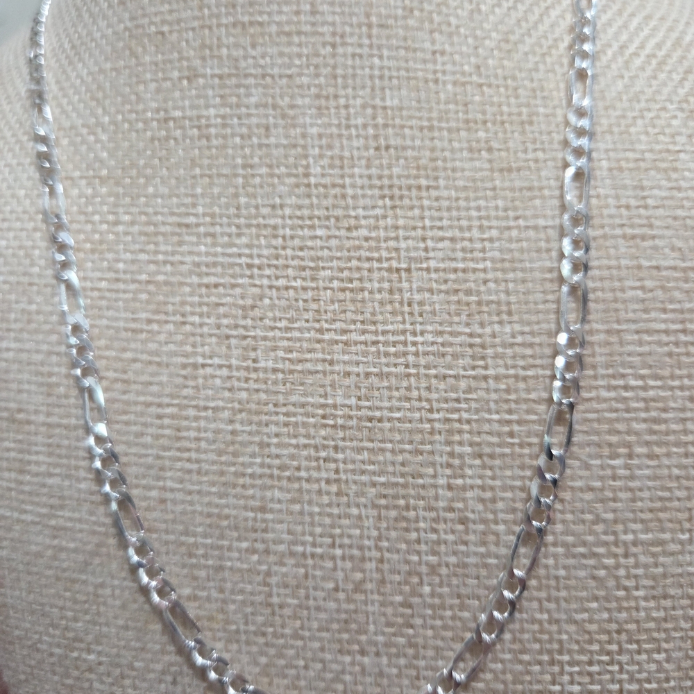 Elegant Silver Chain Necklace